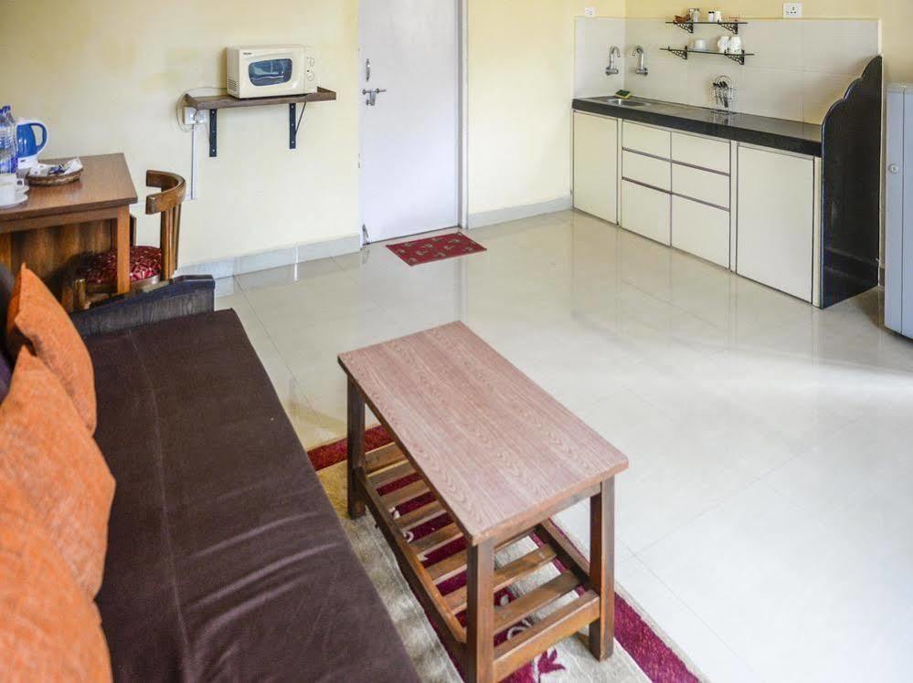Oyo Apartments Vagator Beach Road Eksteriør billede